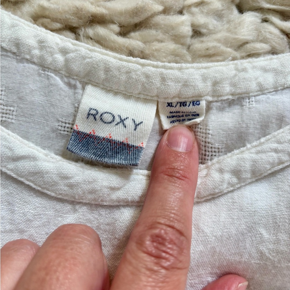 Roxy White and Tan crop Blouse XL - Picture 5 of 10